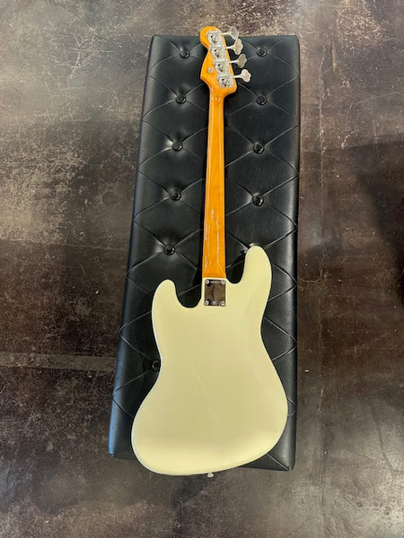 Fender AVRI '62 Jazz Bass