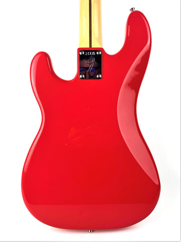 Fender MIJ Limited International Color Precision