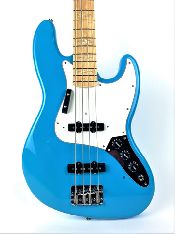 Fender MIJ Limited International Color Jazz