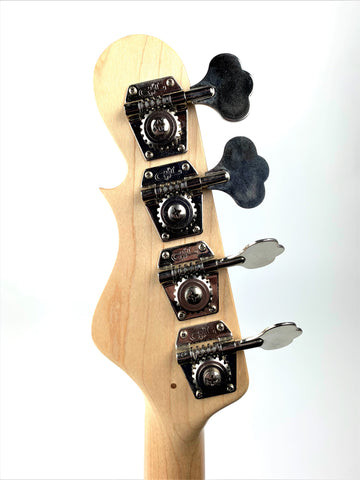 G&L L-2000