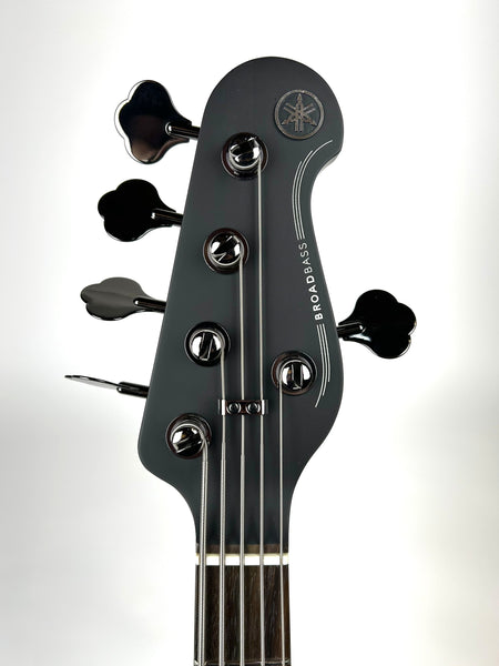 Yamaha BB735A