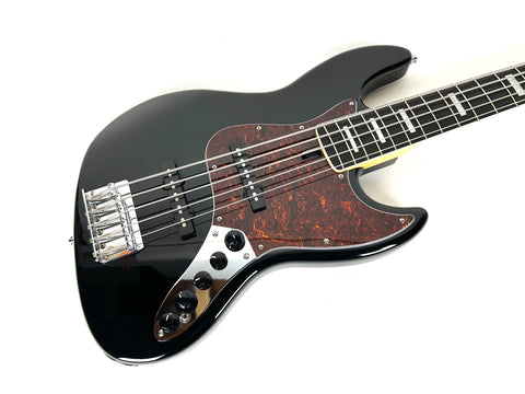 Sire Marcus Miller V7 5st.