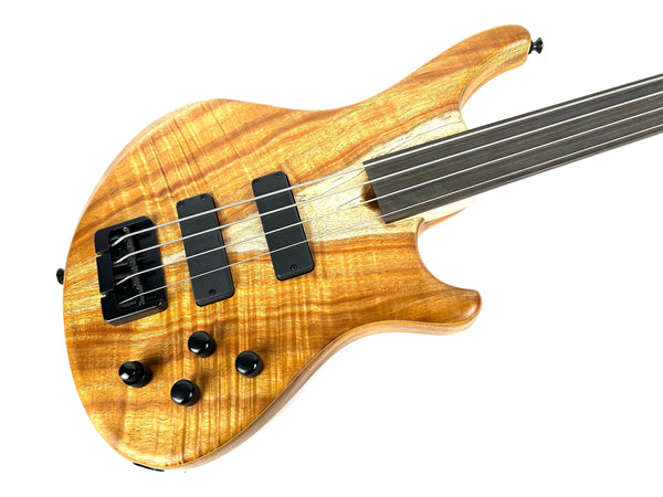 Roscoe SKB-3004 Standard Plus Fretless