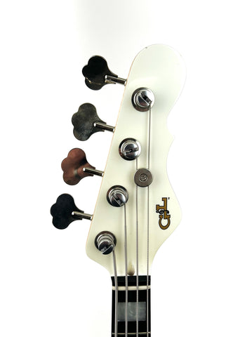 G&L L-2000