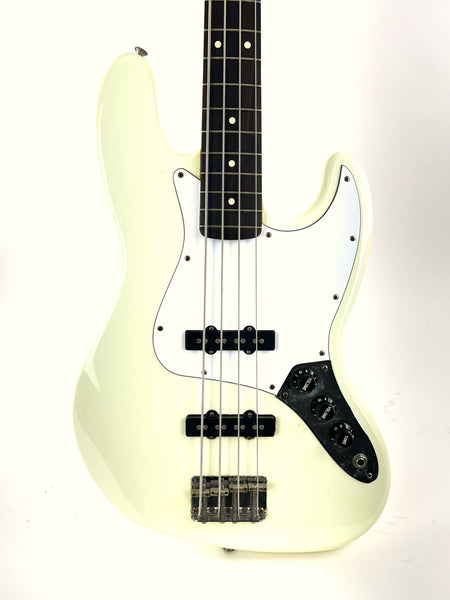 Fender MIM Jazz Bass