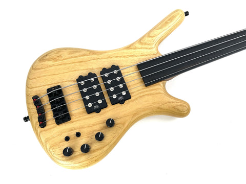Warwick Corvette Double Buck Fretless