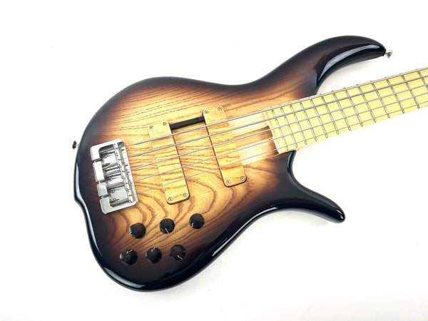 F Bass BN5