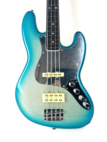 Fender Player Plus Blu DeTiger Ltd. Ed. Jazz Bass